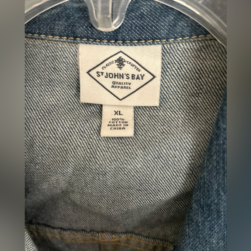 St. John’s Bay lightweight jean jacket - XL women’s - Picture 4 of 4